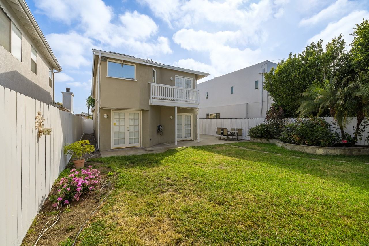 1732 S Carmelina Ave #NA - Photo 7 of 44