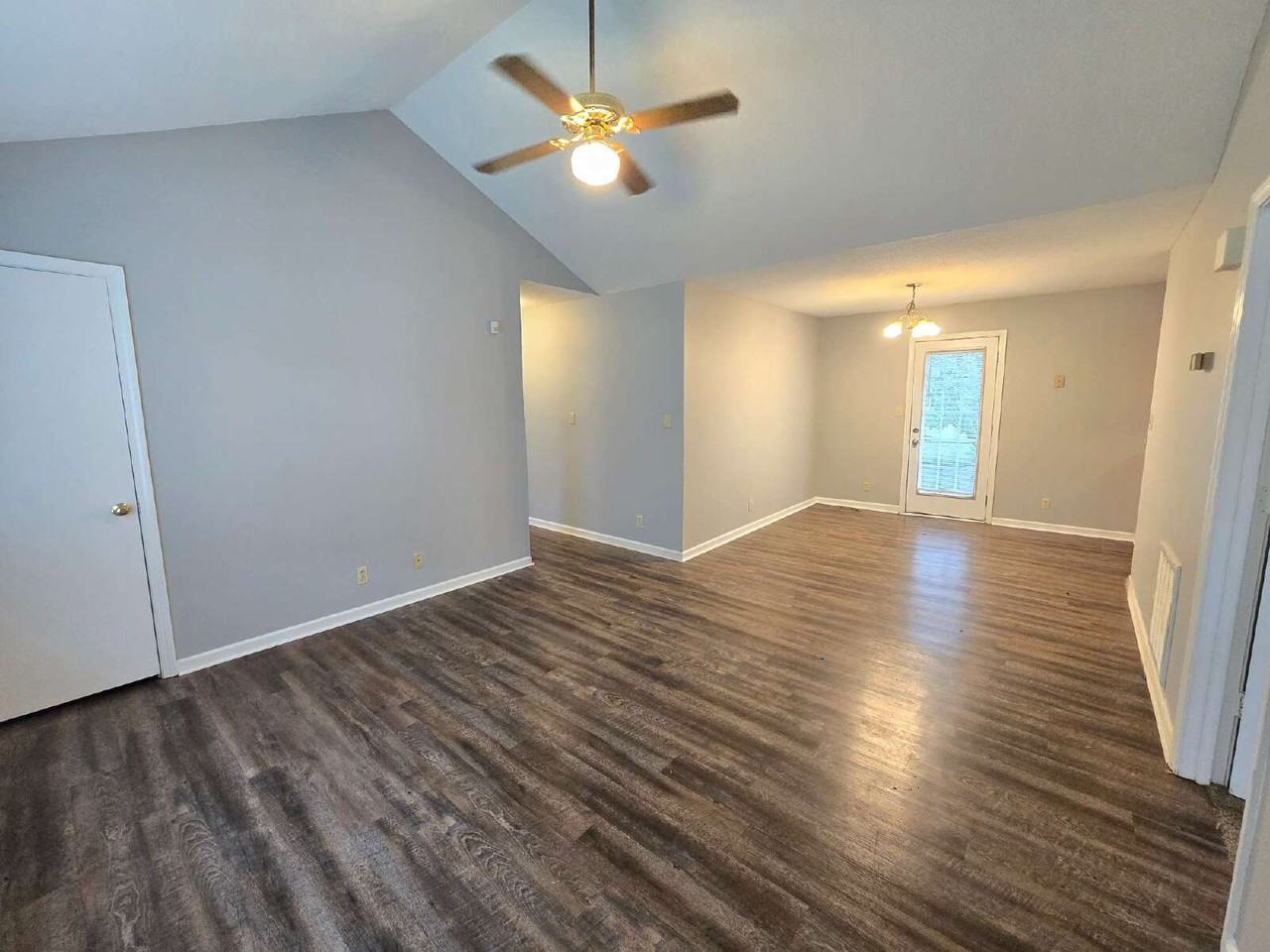 572 Danielle Dr - Photo 2 of 20