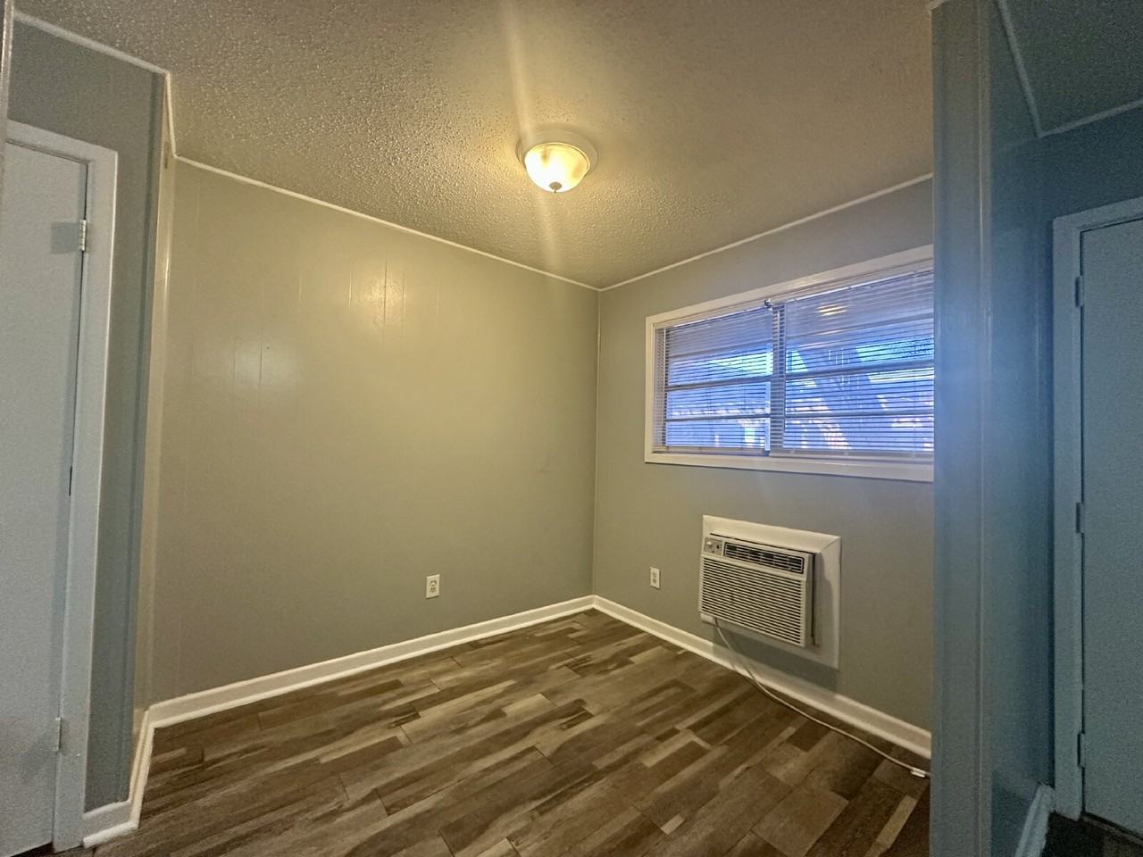 1809 14th Street-#1 - Photo 4 of 8