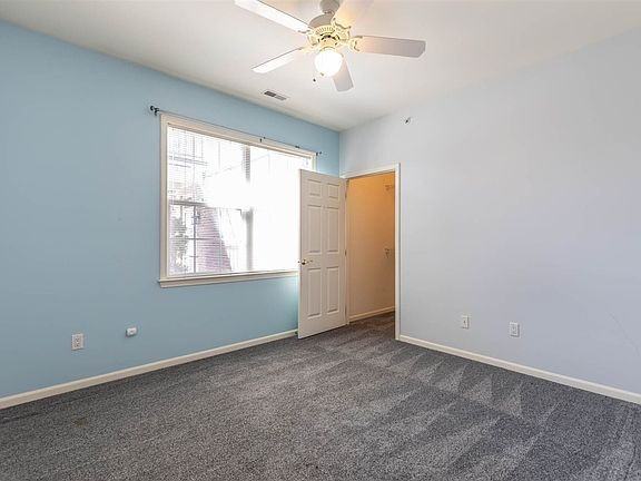 663 Worthington Dr - Photo 2 of 17