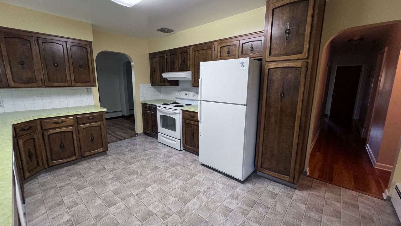 3727 East 24th Avenue - Photo 6 of 19