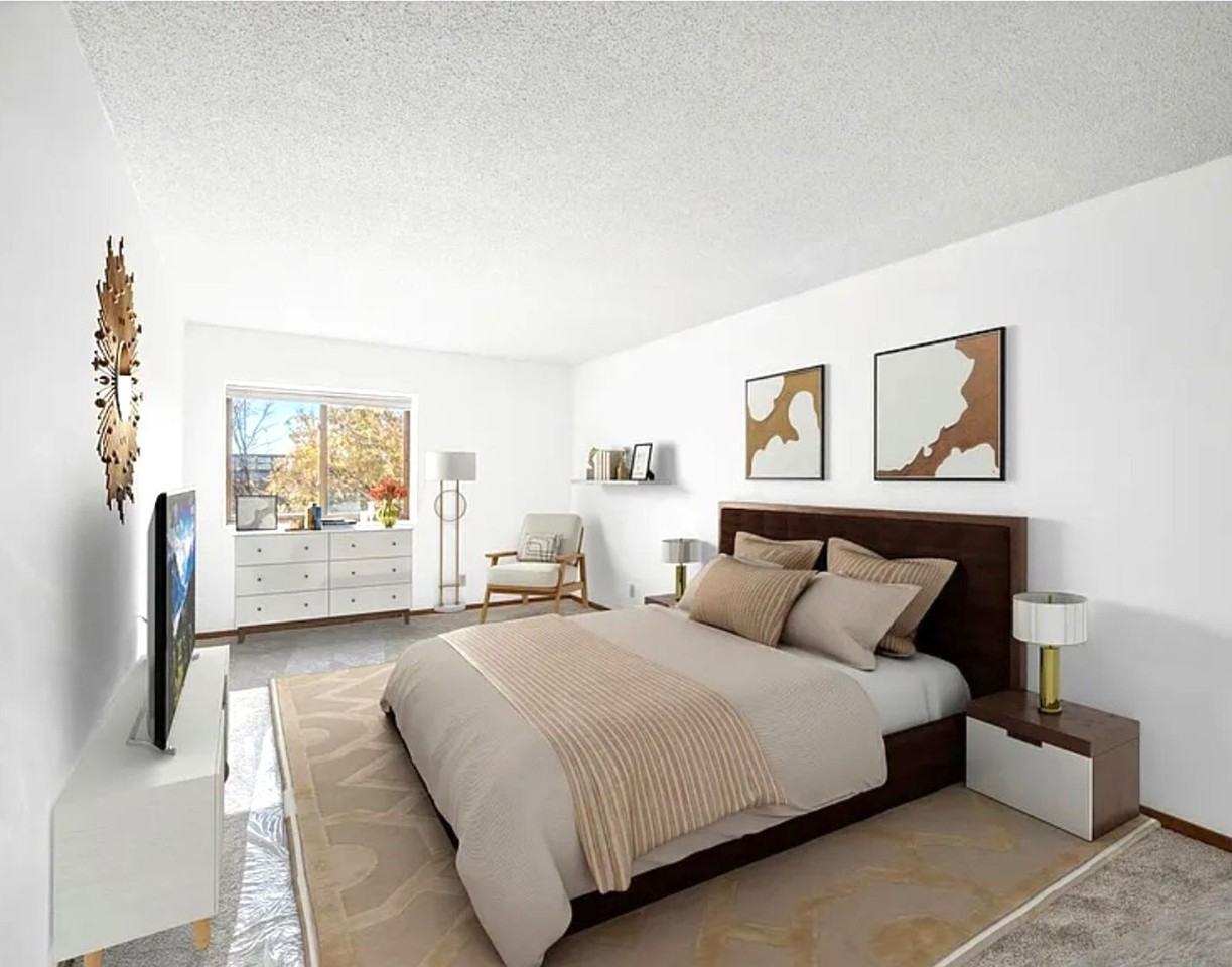 311 Pleasant Avenue - Photo 5 of 31