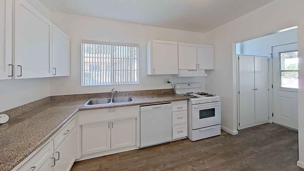 16801 Index St - Photo 4 of 20