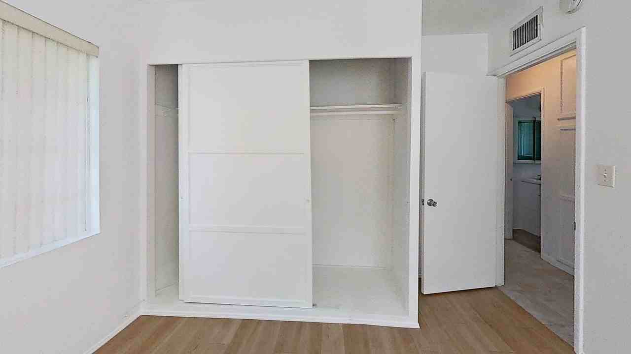 16801 Index St - Photo 7 of 20