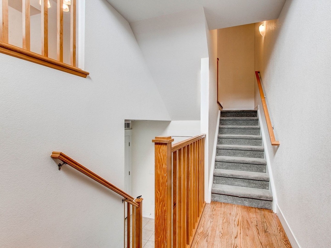 3441 N Xenia St - Photo 3 of 32