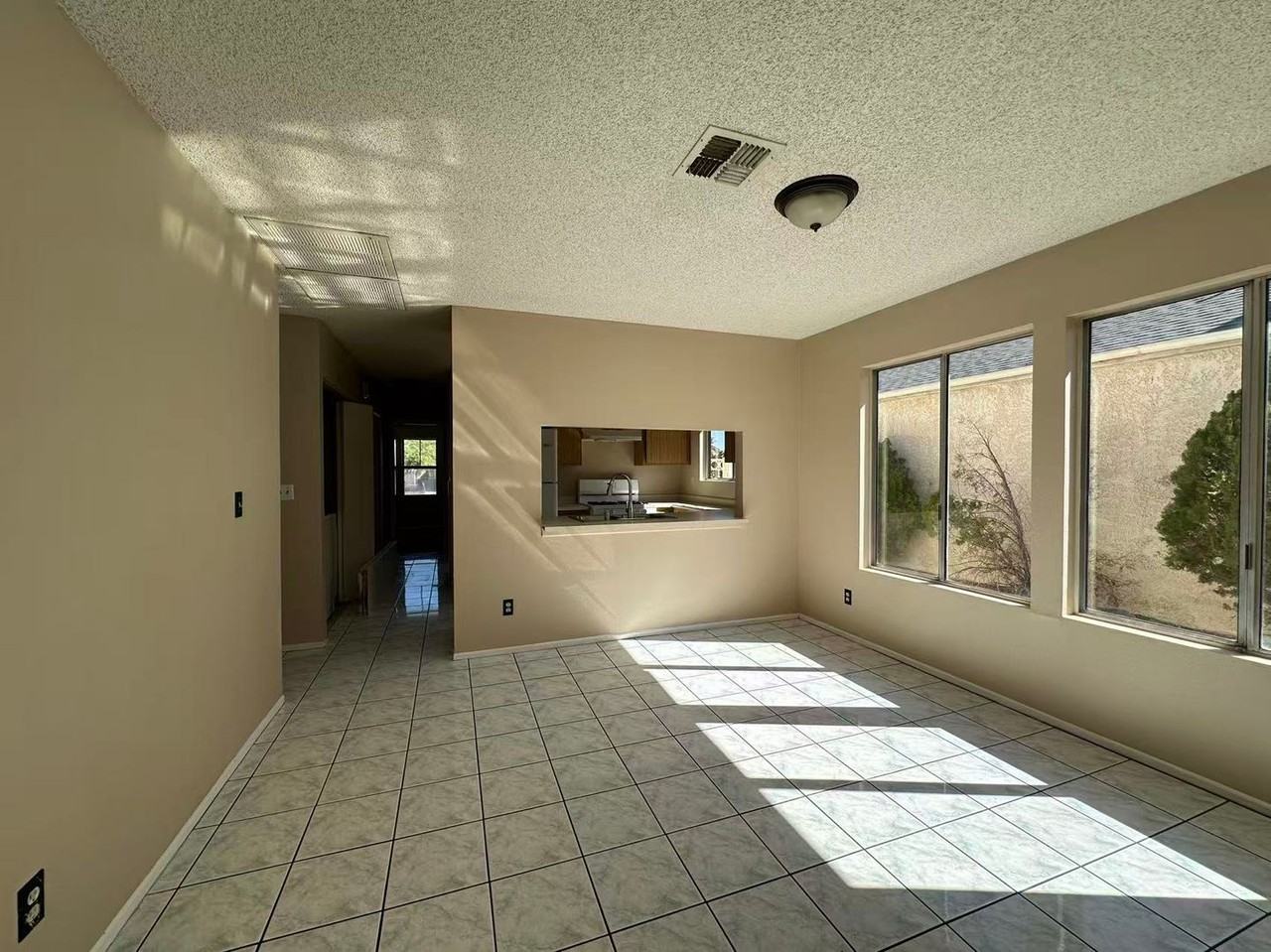 7345 Vireo Dr - Photo 3 of 14