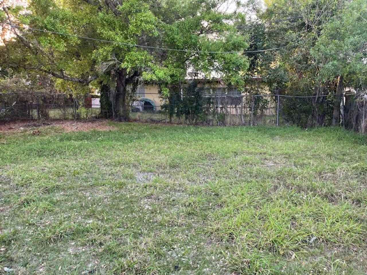 1117 Colonial Rd - Photo 5 of 5