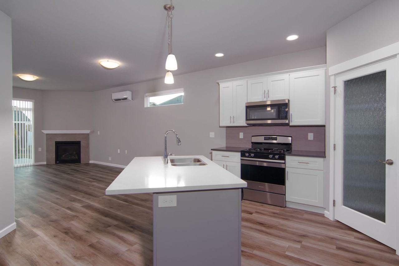 504 N Mayhew Ln - Photo 5 of 23