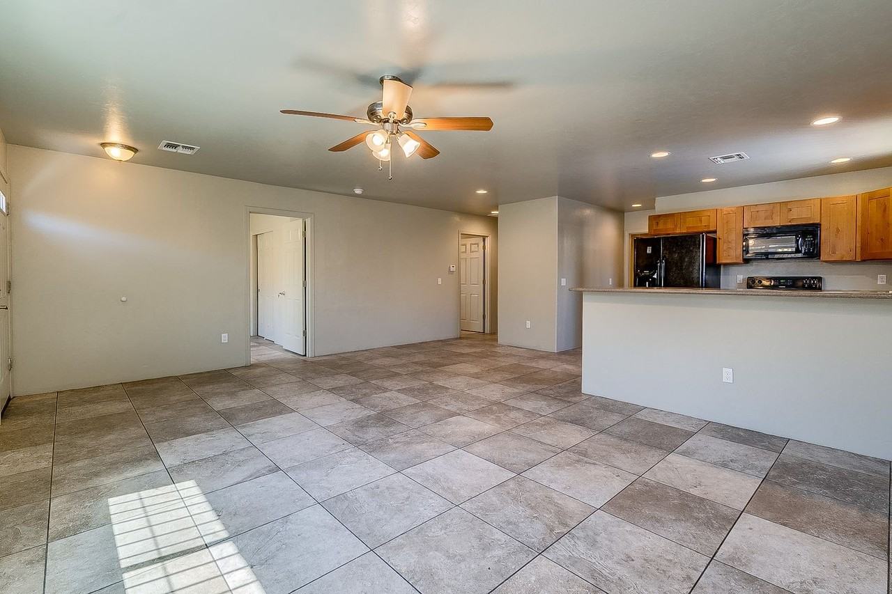 720 E. Lester St. - Photo 6 of 26