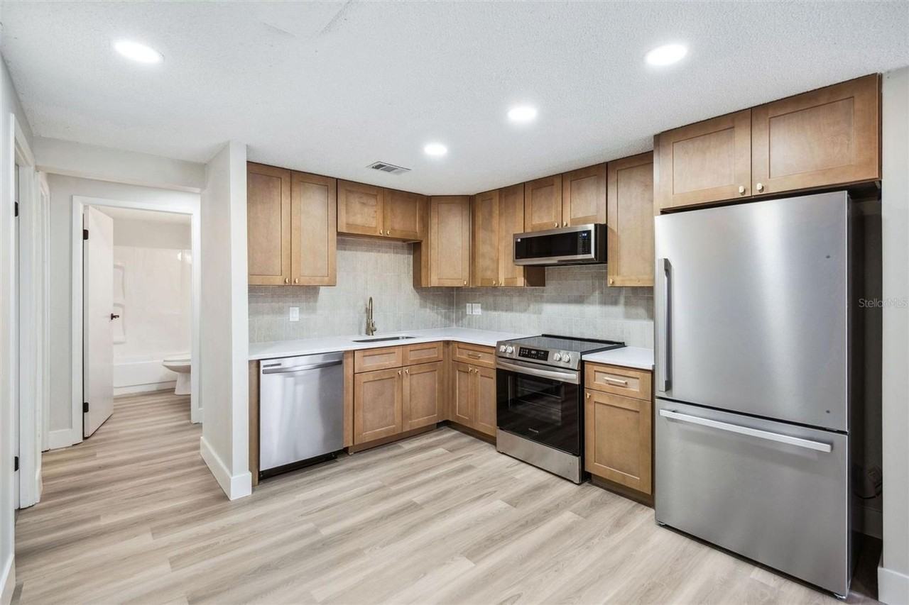 1957 Deloy Dr - Photo 2 of 24