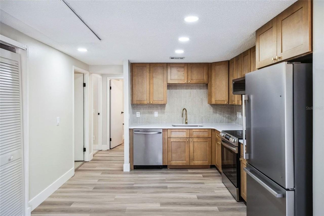 1957 Deloy Dr - Photo 3 of 24