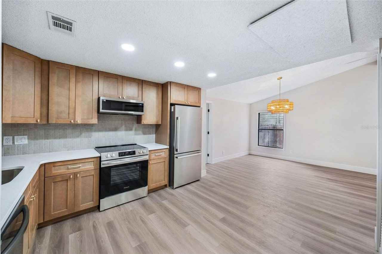 1957 Deloy Dr - Photo 5 of 24