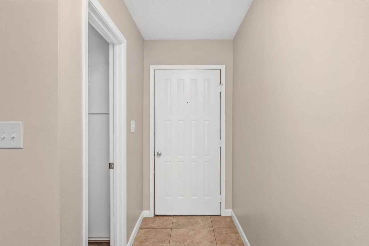 41 Marina Cove Dr - Photo 6 of 50