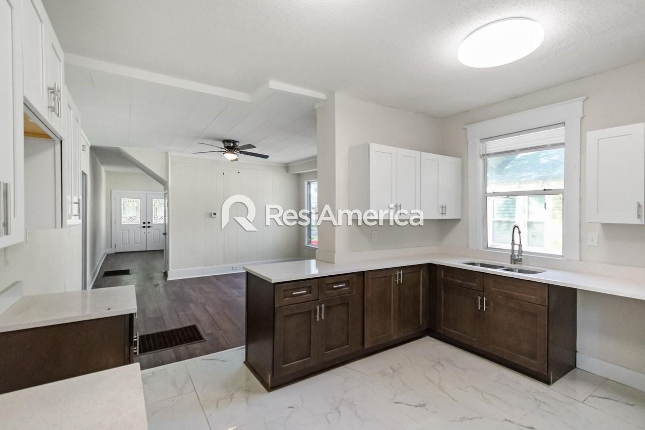 1767 Nelson Ave - Photo 6 of 19