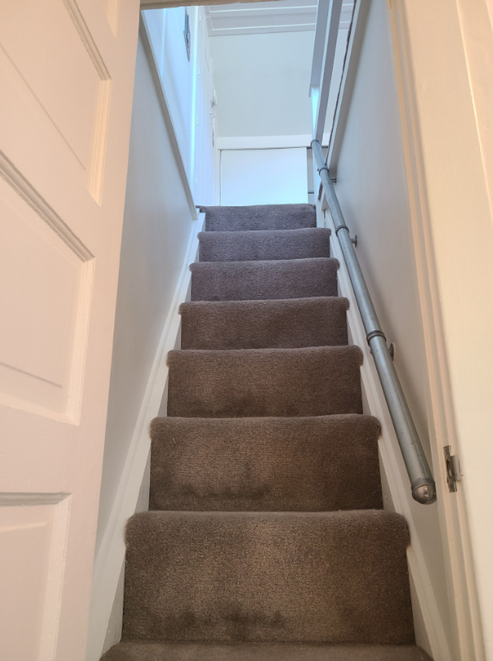 10th and Hughes ( 816 E. 10th St. & 815 E. Hughes St. ) - Photo 6 of 36