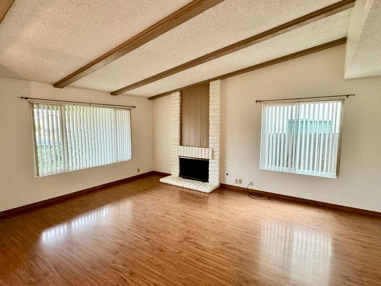 6630 Sora St - Photo 2 of 27