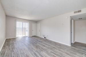 featured image of 1101 W Houston St