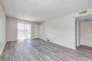 Hickory Grove Apartments - Photo 1 of 1