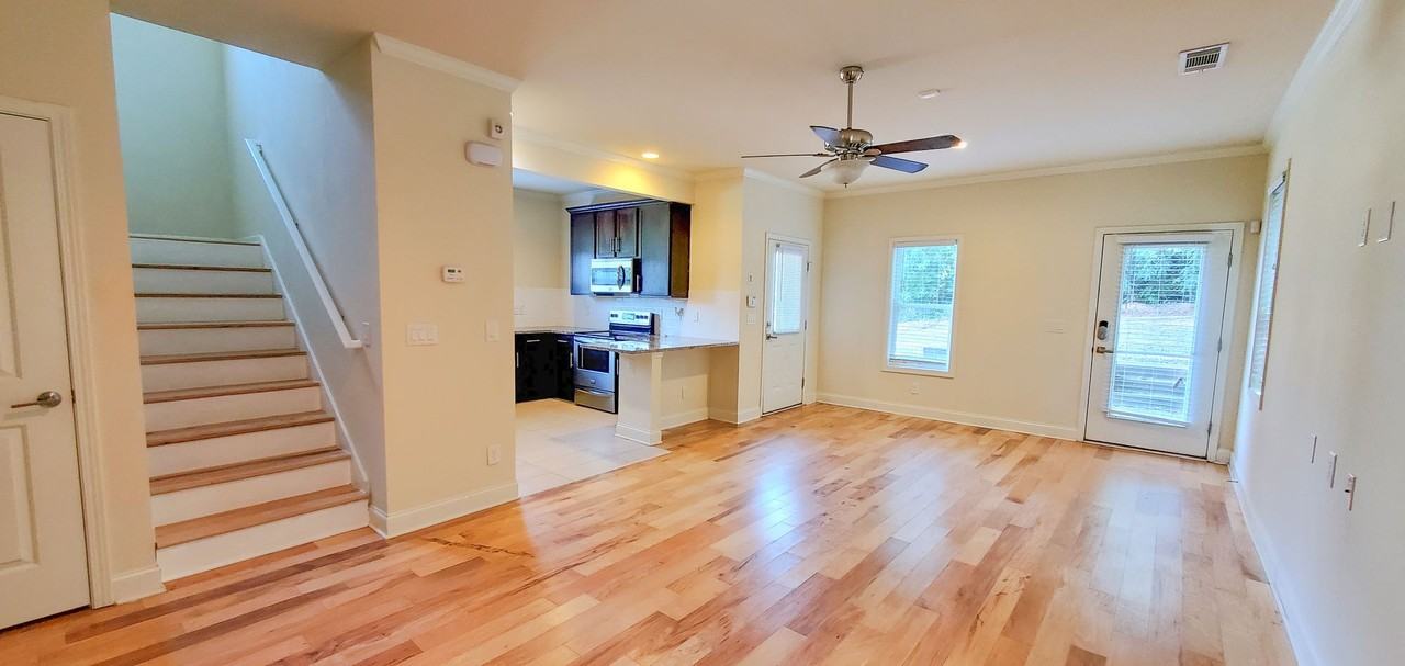 424 Georgia Dr - Photo 3 of 15