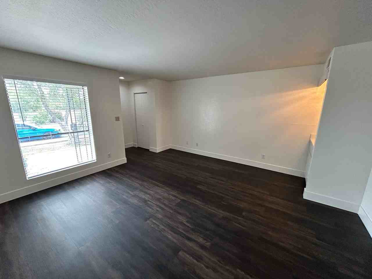 1702 East Ocotillo Road #2 - Photo 3 of 19