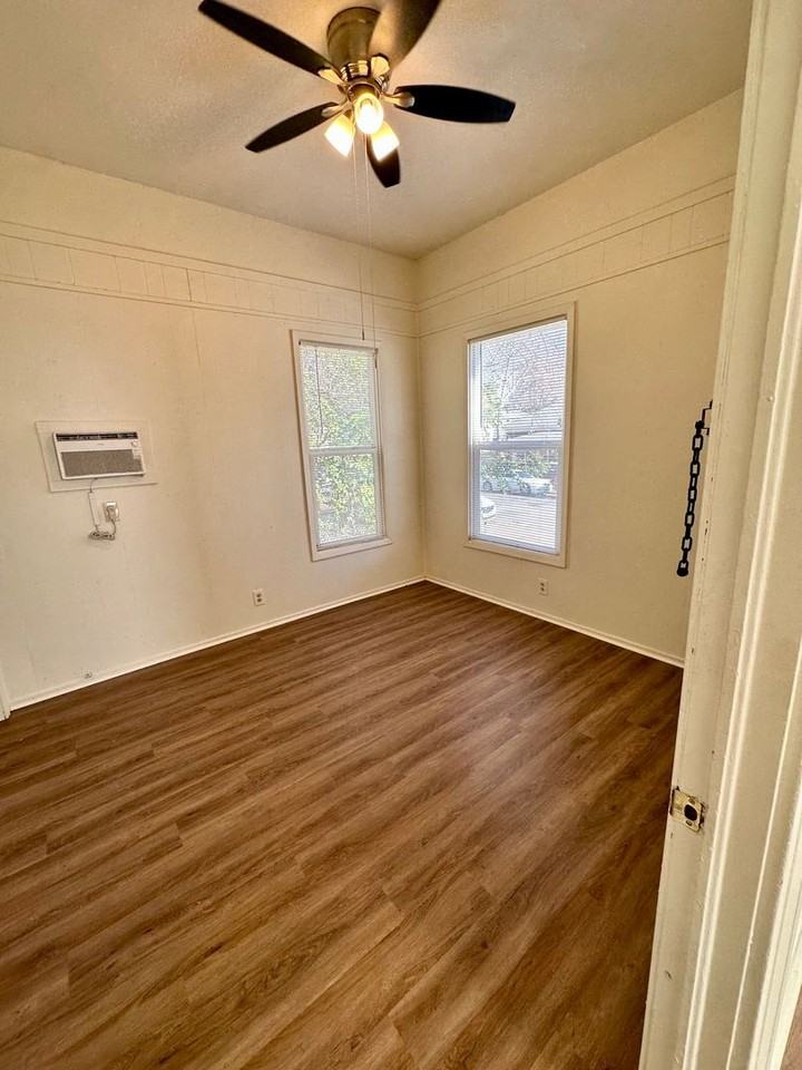 370 E 3rd St - Photo 7 of 22