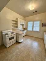 featured image of 721 W 3rd St