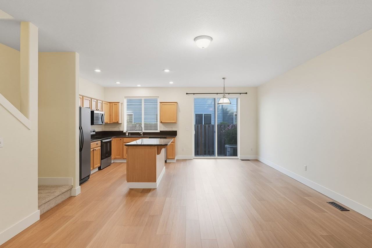 17437 Sw September Ln - Photo 3 of 20