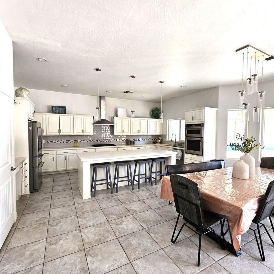 3772 South 34th Drive - Photo 2 of 38