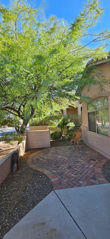 11951 N Cantata Dr - Photo 2 of 25