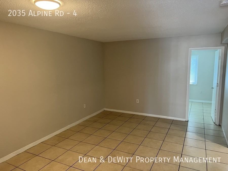 2035 Alpine Rd #4 - Photo 4 of 15