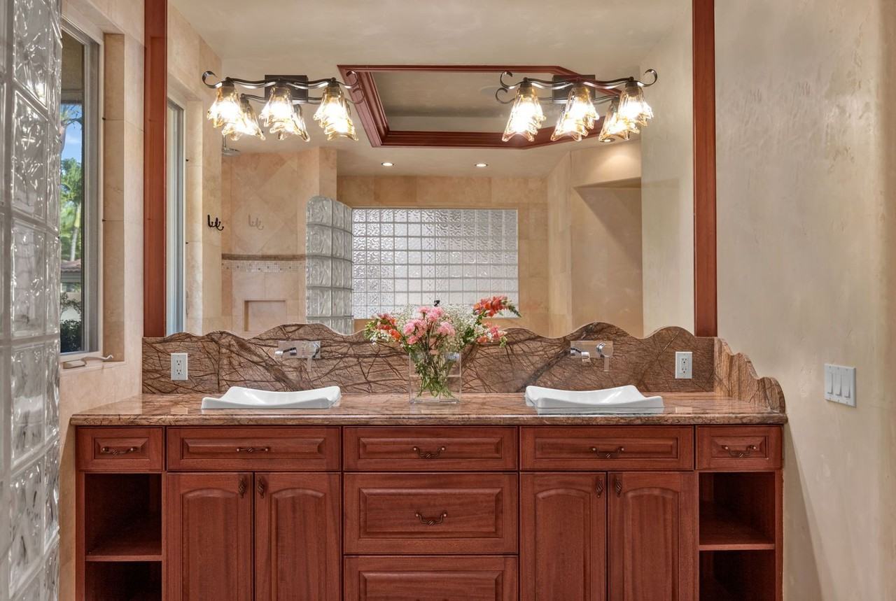 747 Kai Hele Ku St - Photo 2 of 30