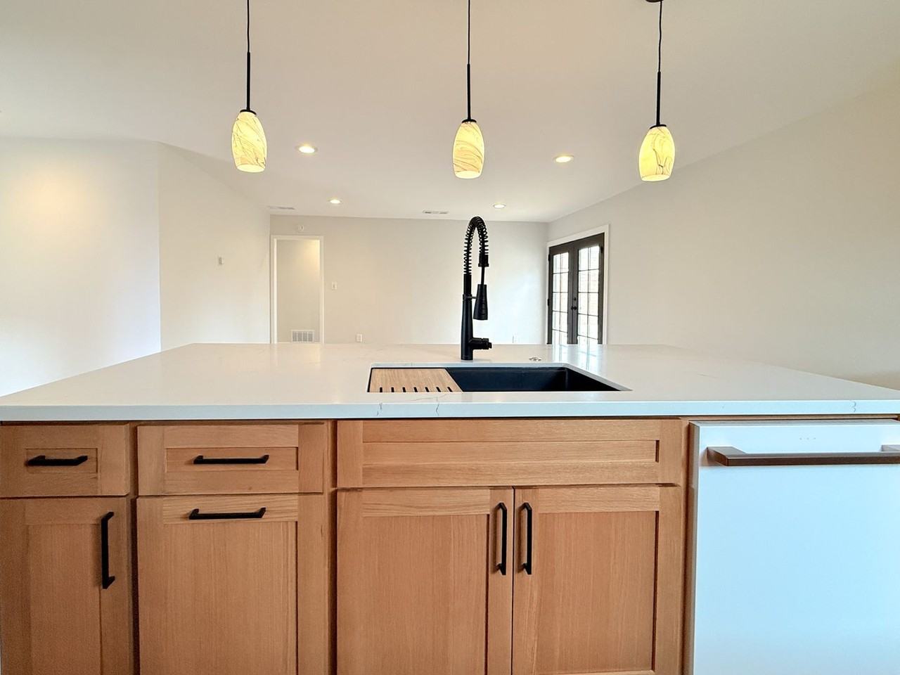 216 N 6th St - Photo 5 of 24