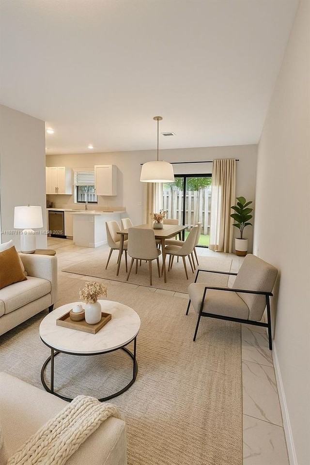 20634 Ne 2nd Ct - Photo 6 of 10