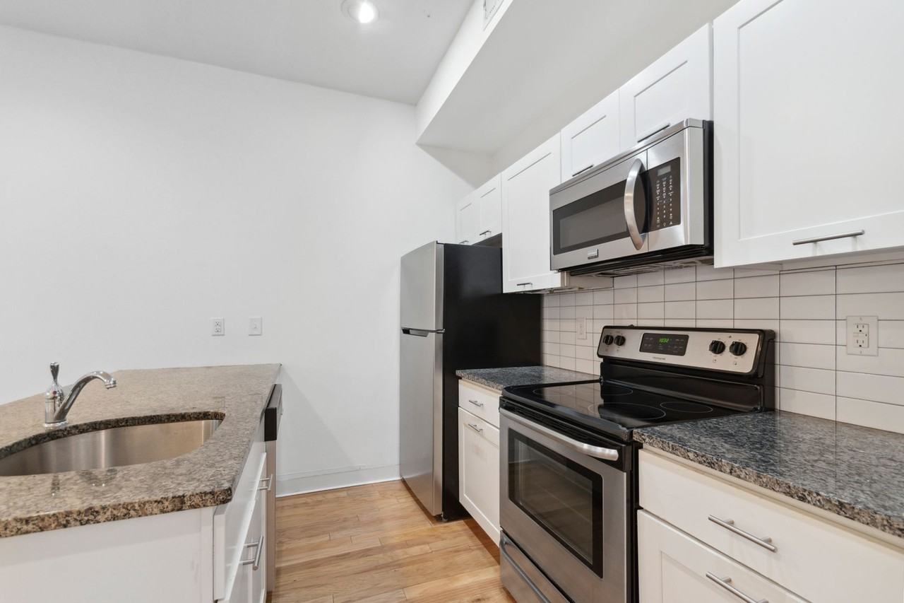 1516 N 15th St - Photo 6 of 19