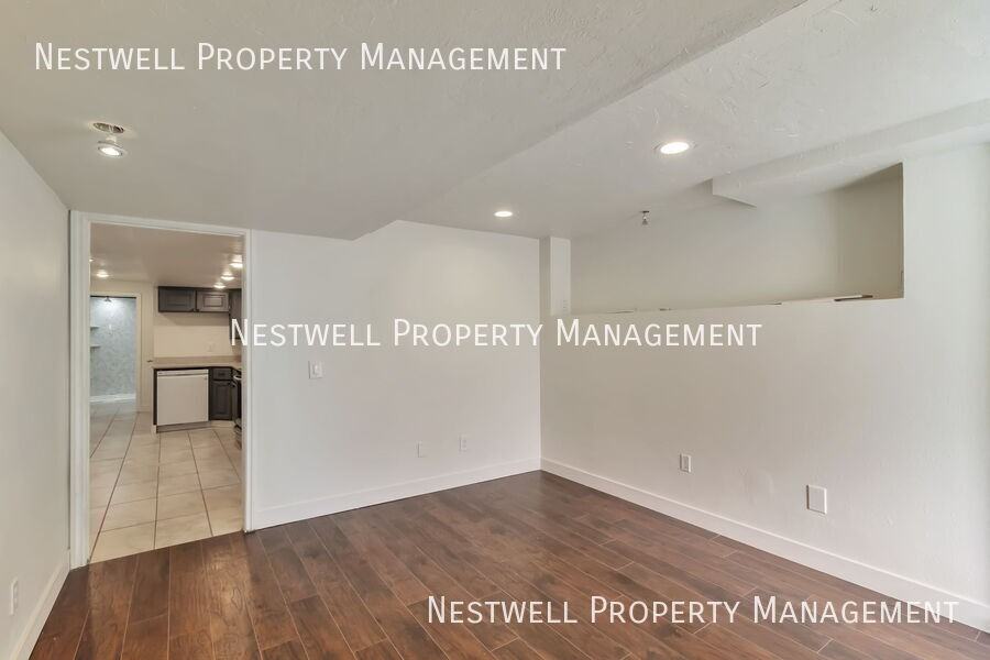 860 E 3350 N #B - Photo 6 of 30