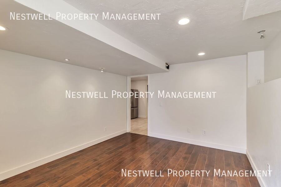 860 E 3350 N #B - Photo 7 of 30