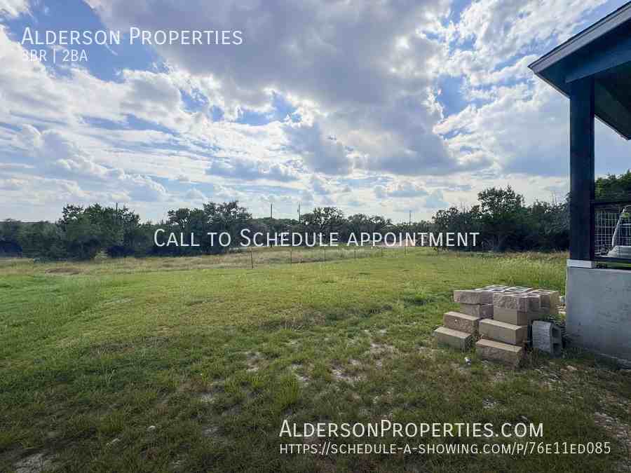 2410 Golf Dr - Photo 3 of 22