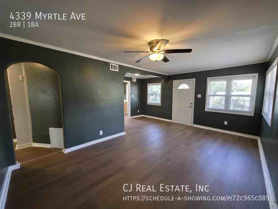 4339 Myrtle Ave - Photo 3 of 9