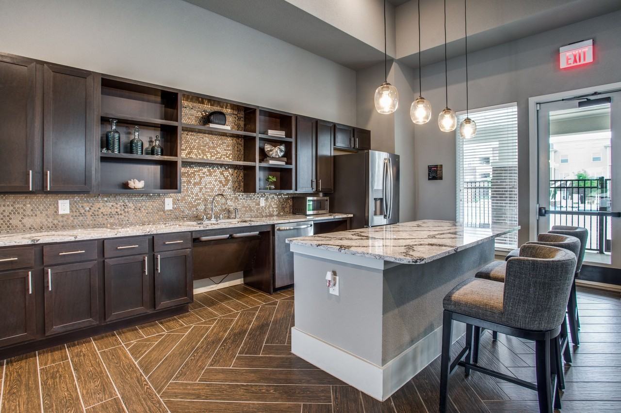 Palladium Glenn Heights - Photo 3 of 32