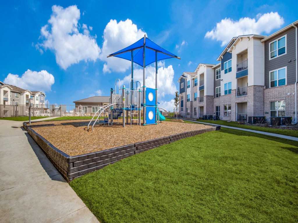 Palladium Venus - Photo 3 of 28