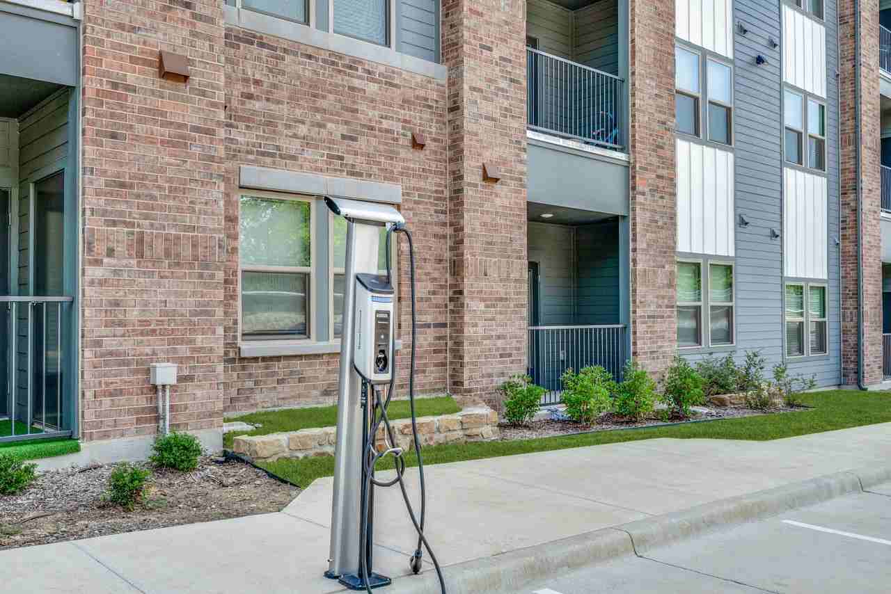 Palladium Oak Grove - Photo 4 of 25