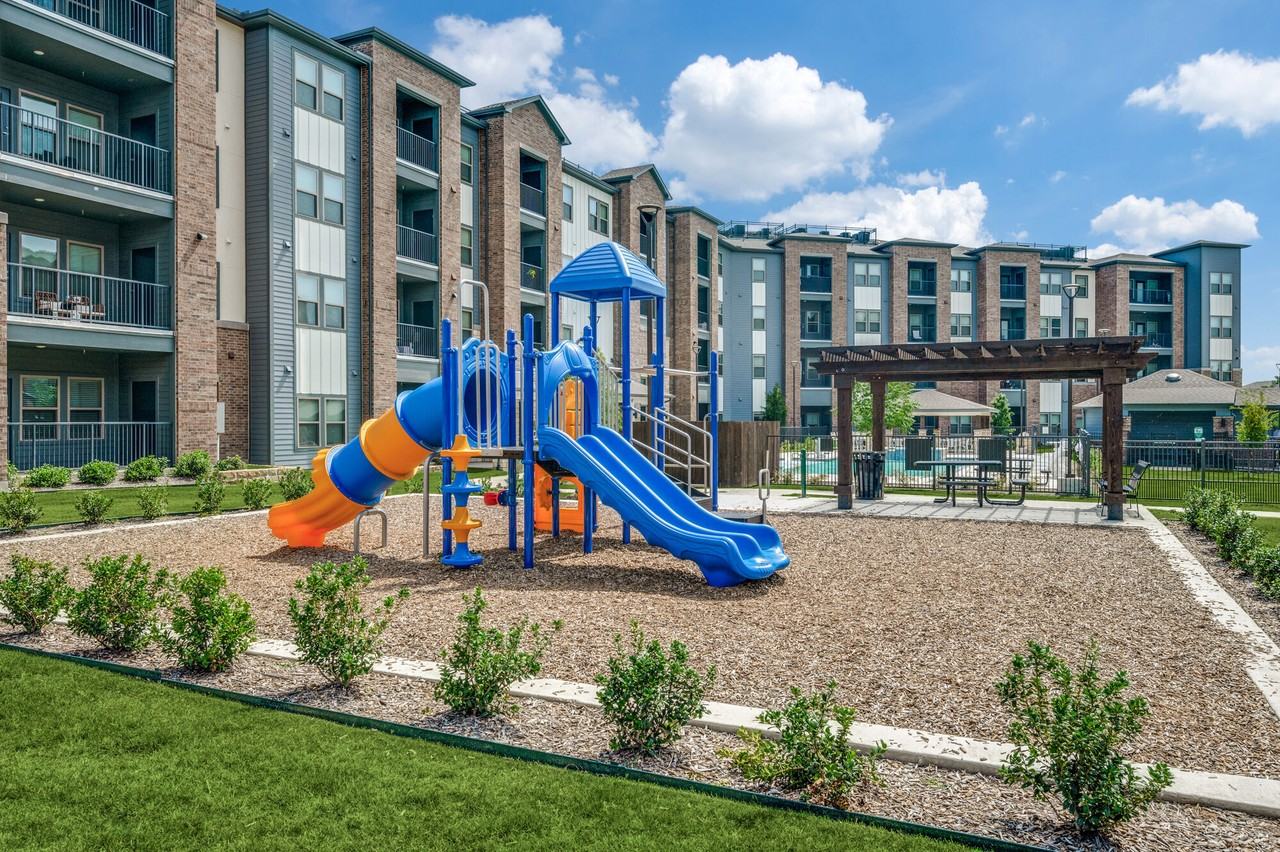 Palladium Oak Grove - Photo 6 of 25