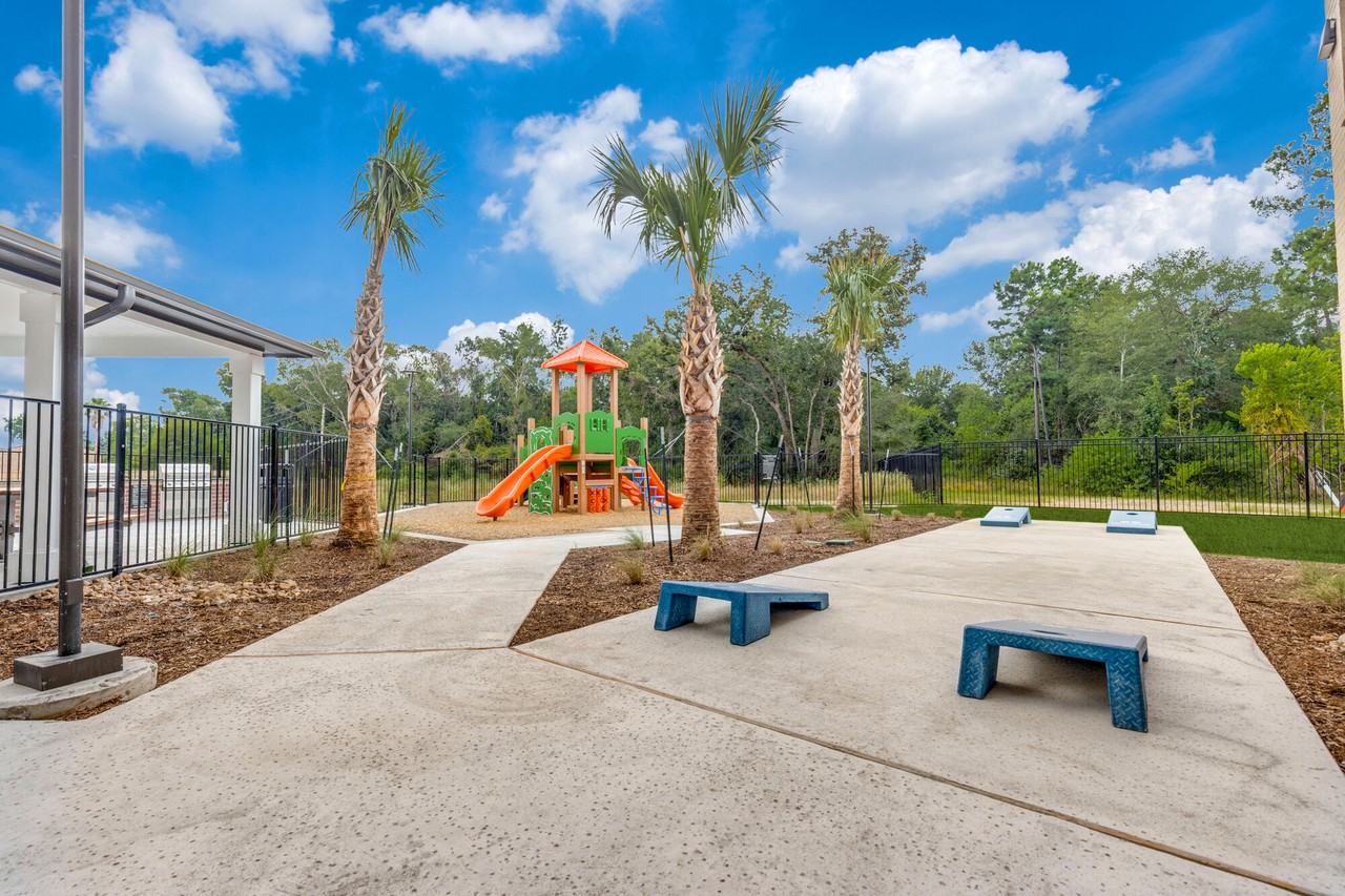 Palladium Houston Ella - Photo 6 of 32