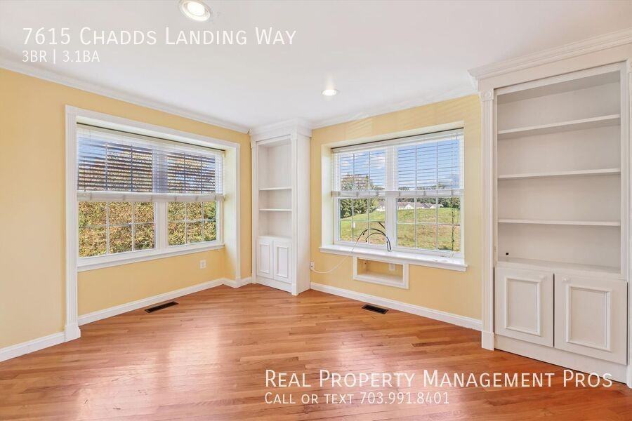 7615 Chadds Landing Way - Photo 3 of 38