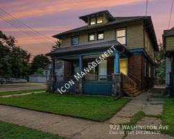 featured image of 922 Washington Avenue