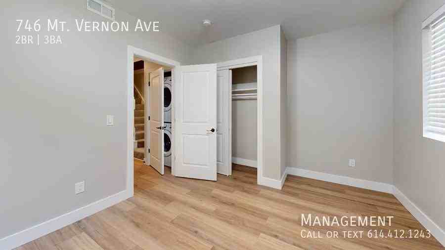 746 Mount Vernon Ave - Photo 7 of 15