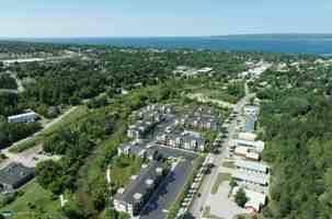 featured image of 1420 Standish Ave