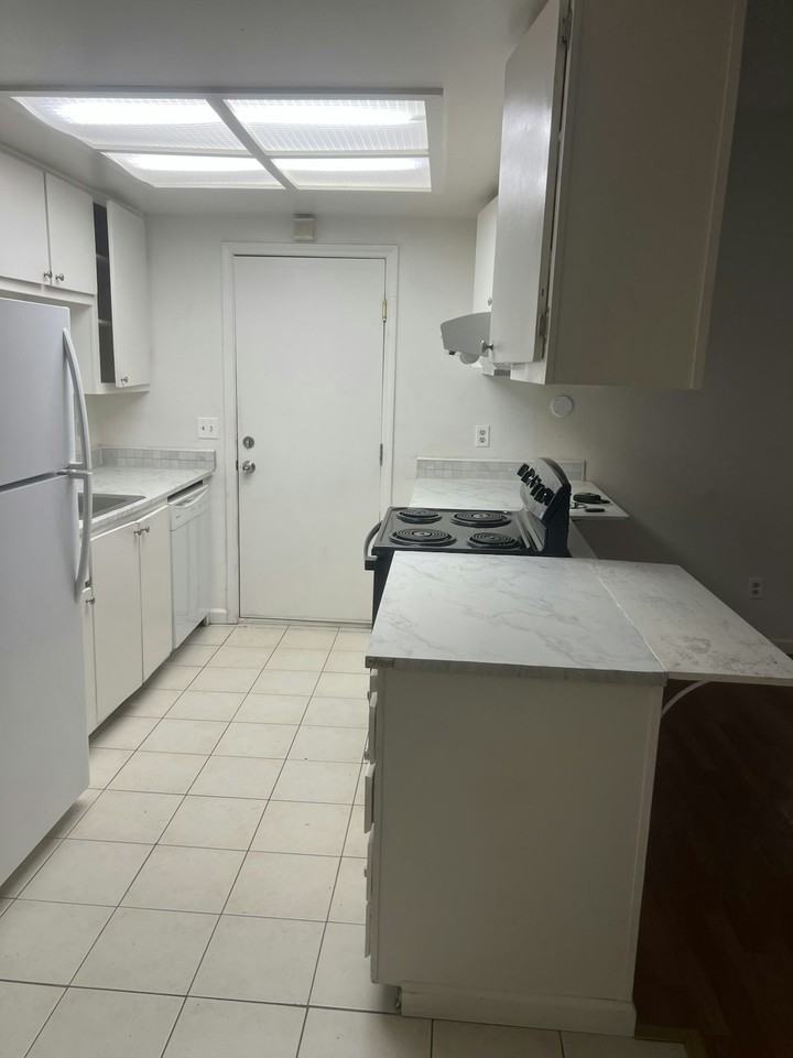 3437 Viking Drive - Photo 2 of 11