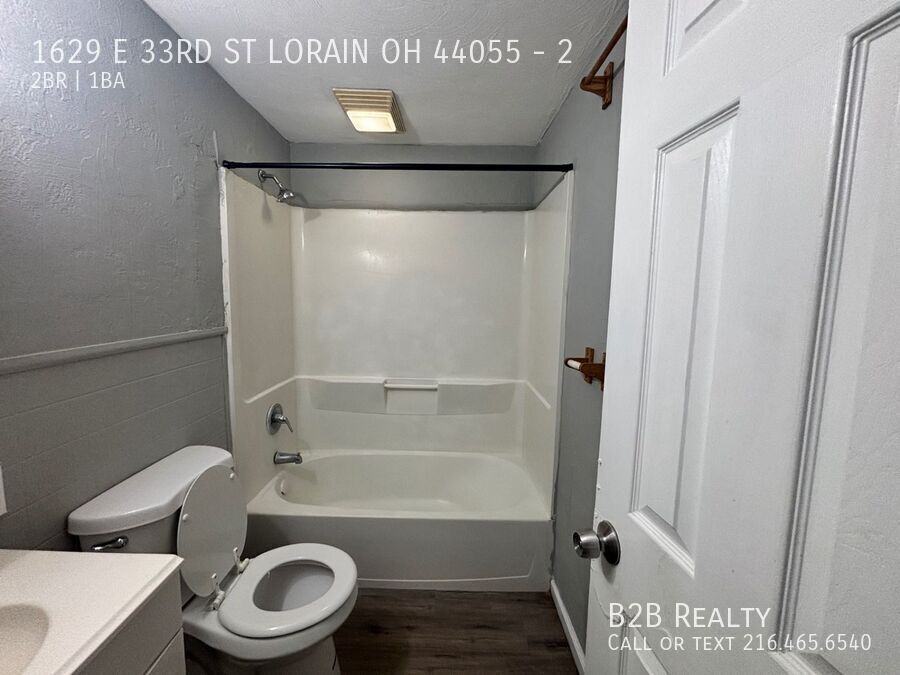 1629 1629 E 33RD ST LORAIN OH 44055 #2 - Photo 6 of 11