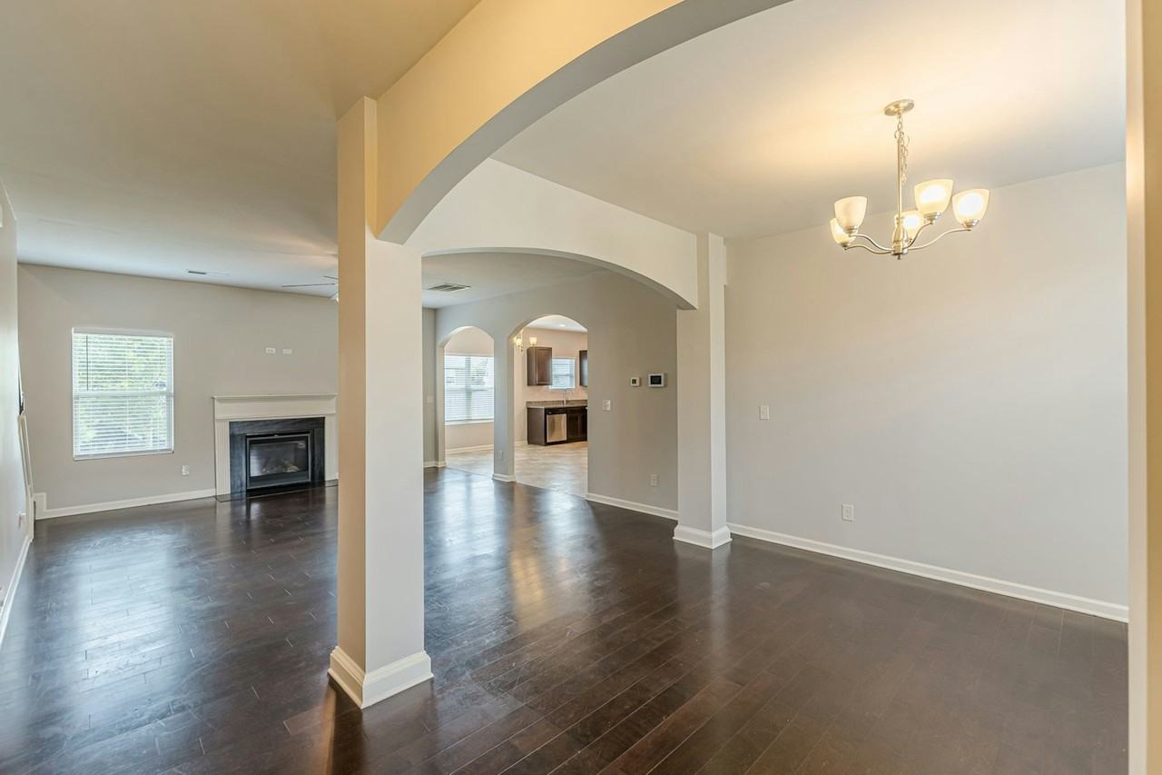 4730 Brookwood Place - Photo 7 of 50